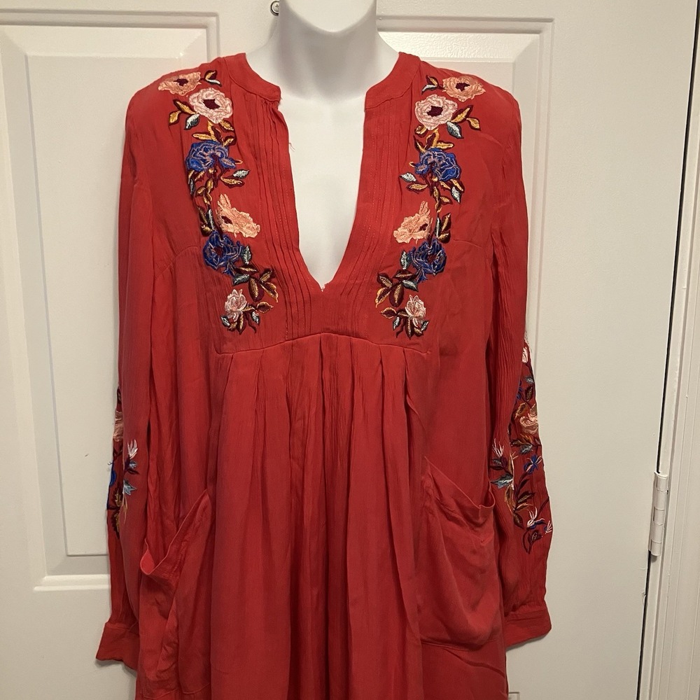 Free People Bohemian Top XS/Small Red Orange Embroidered Gauze Tunic Shirt Women